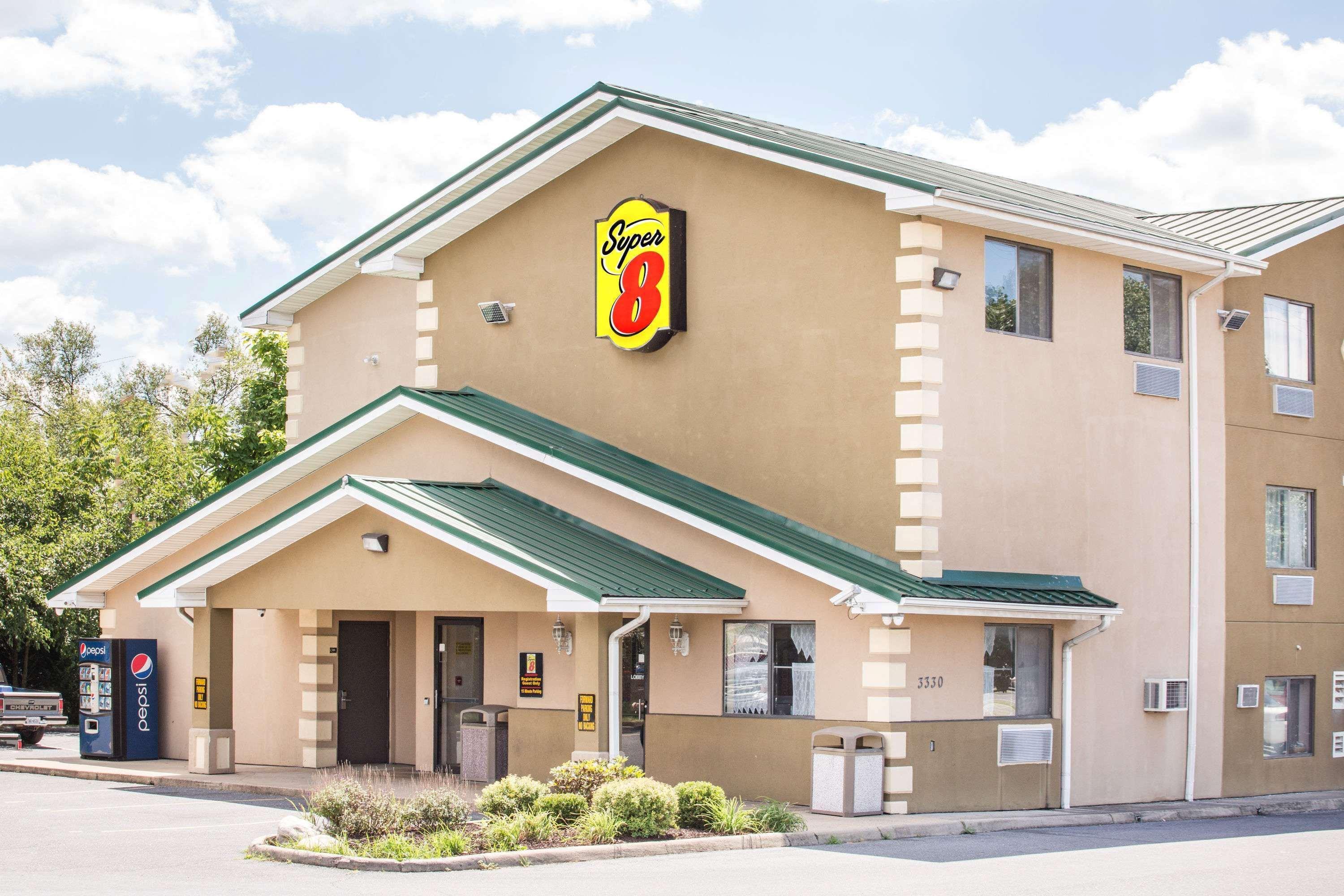 Super 8 By Wyndham Harrisonburg Motel Ngoại thất bức ảnh