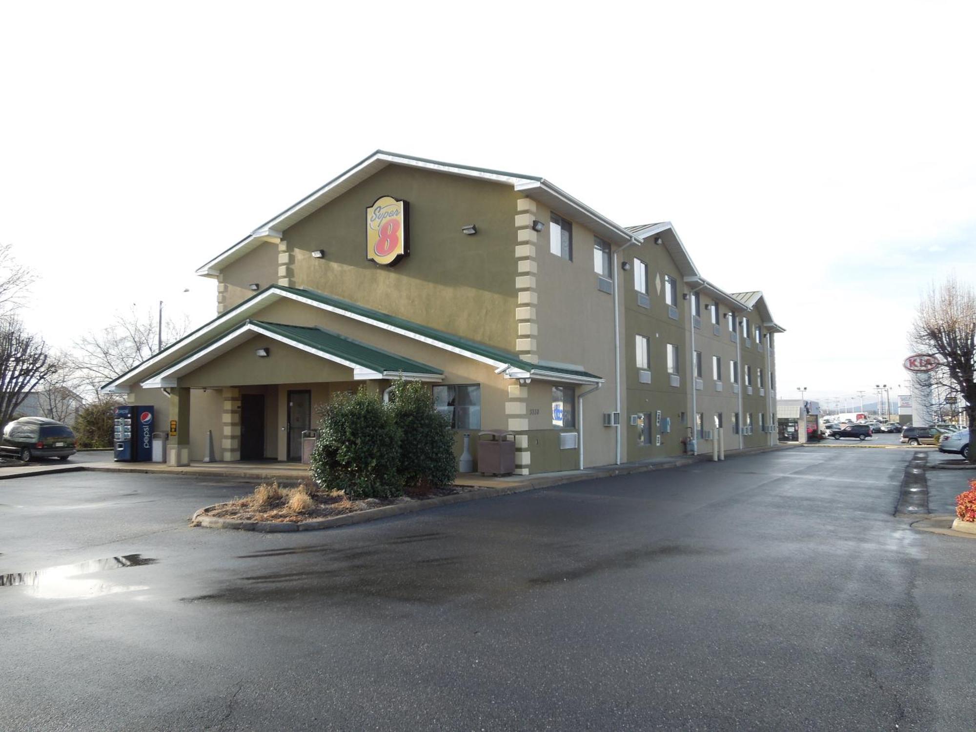 Super 8 By Wyndham Harrisonburg Motel Ngoại thất bức ảnh