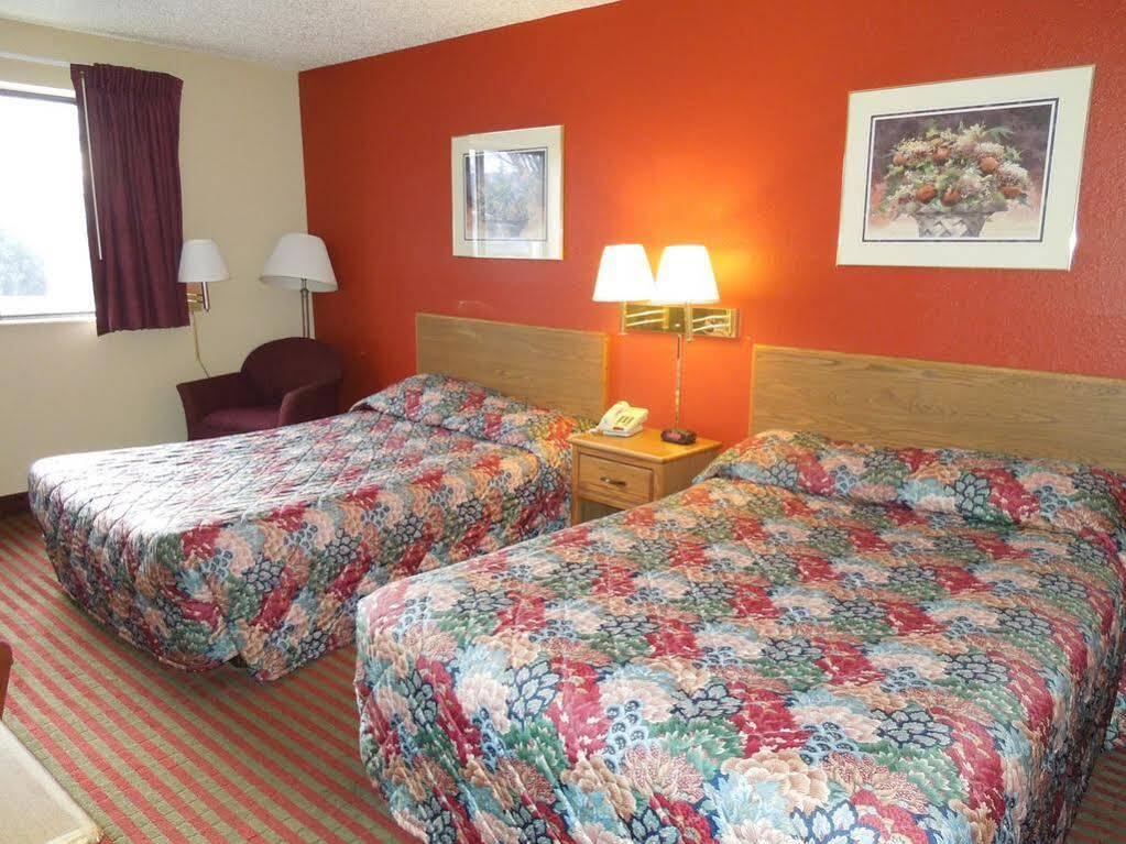 Super 8 By Wyndham Harrisonburg Motel Ngoại thất bức ảnh